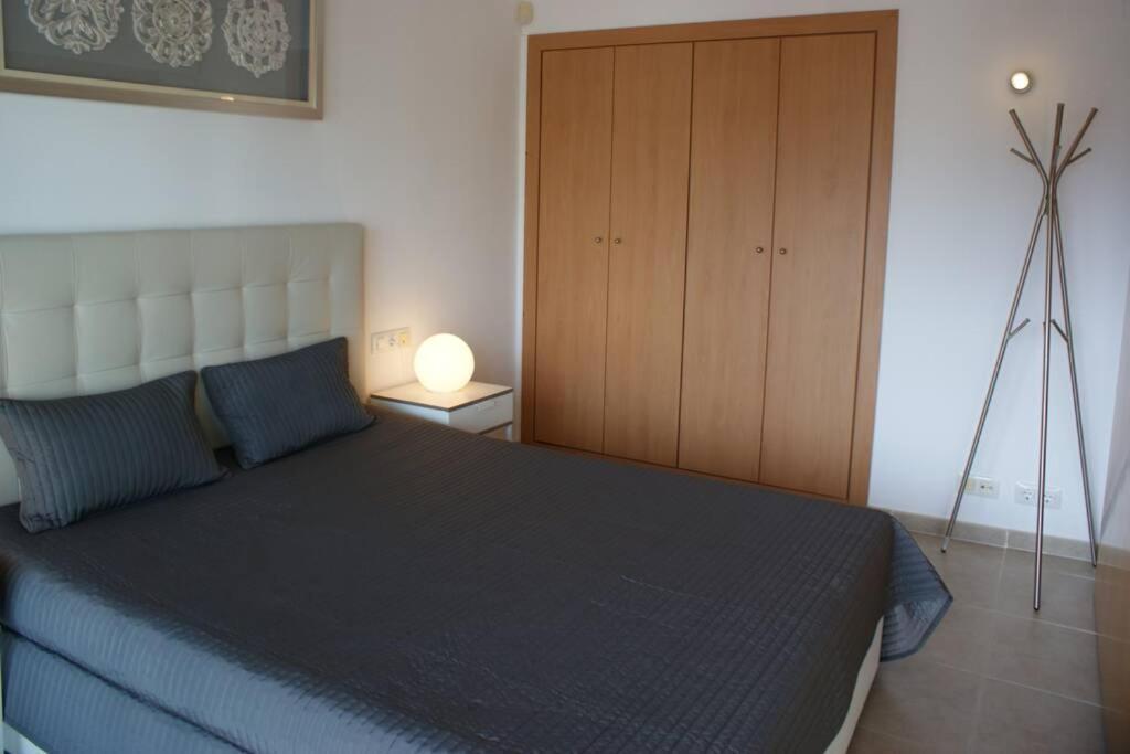 Apartamento Apartamento en Roses con parking y piscina  Exterior foto