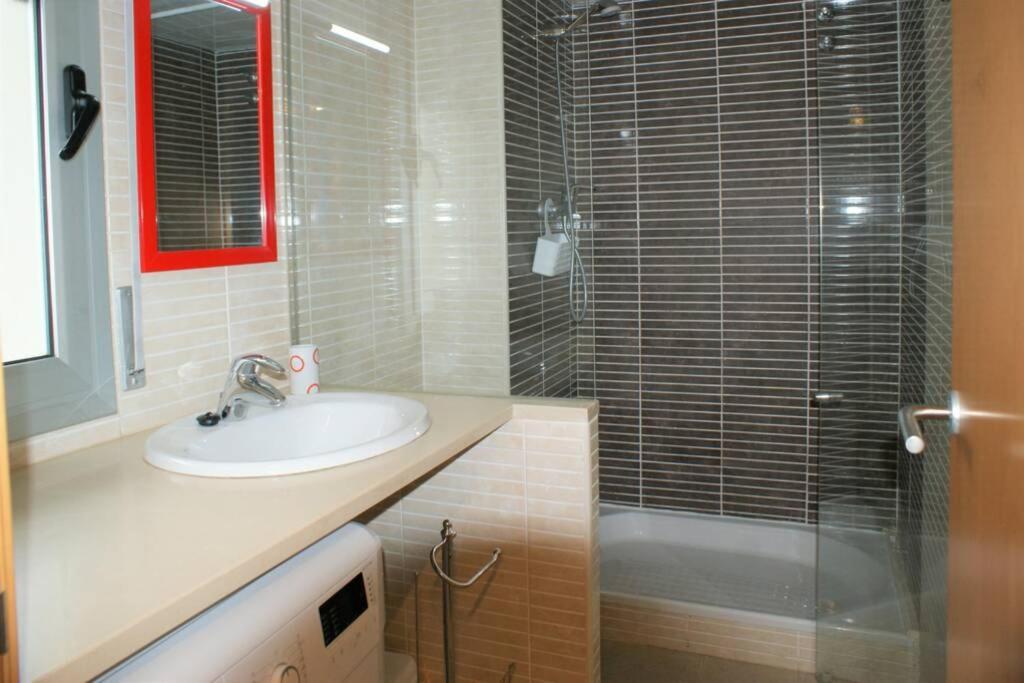 Apartamento Apartamento en Roses con parking y piscina  Exterior foto