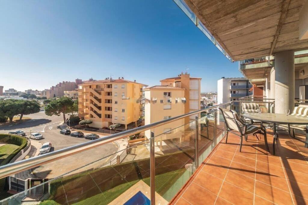 Apartamento Apartamento en Roses con parking y piscina  Exterior foto